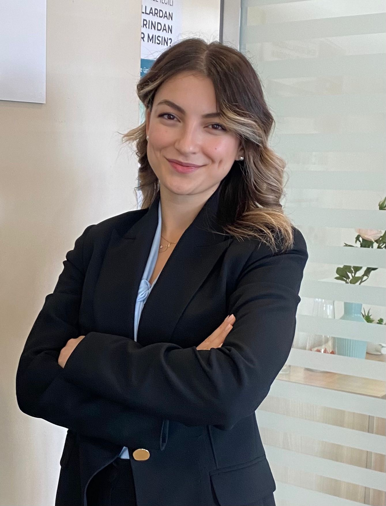 sinem.JPG (307 KB)